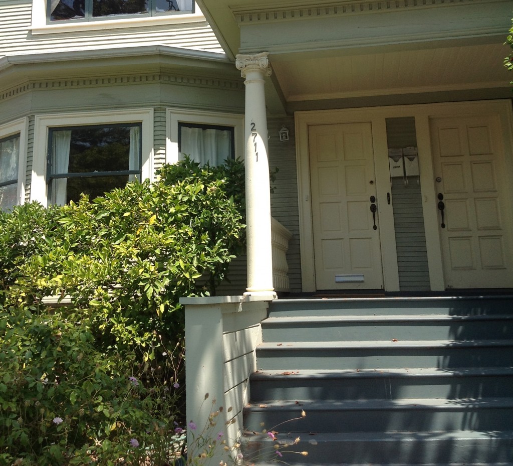 How to Paint a Wooden House ? Green Plum Design Blog